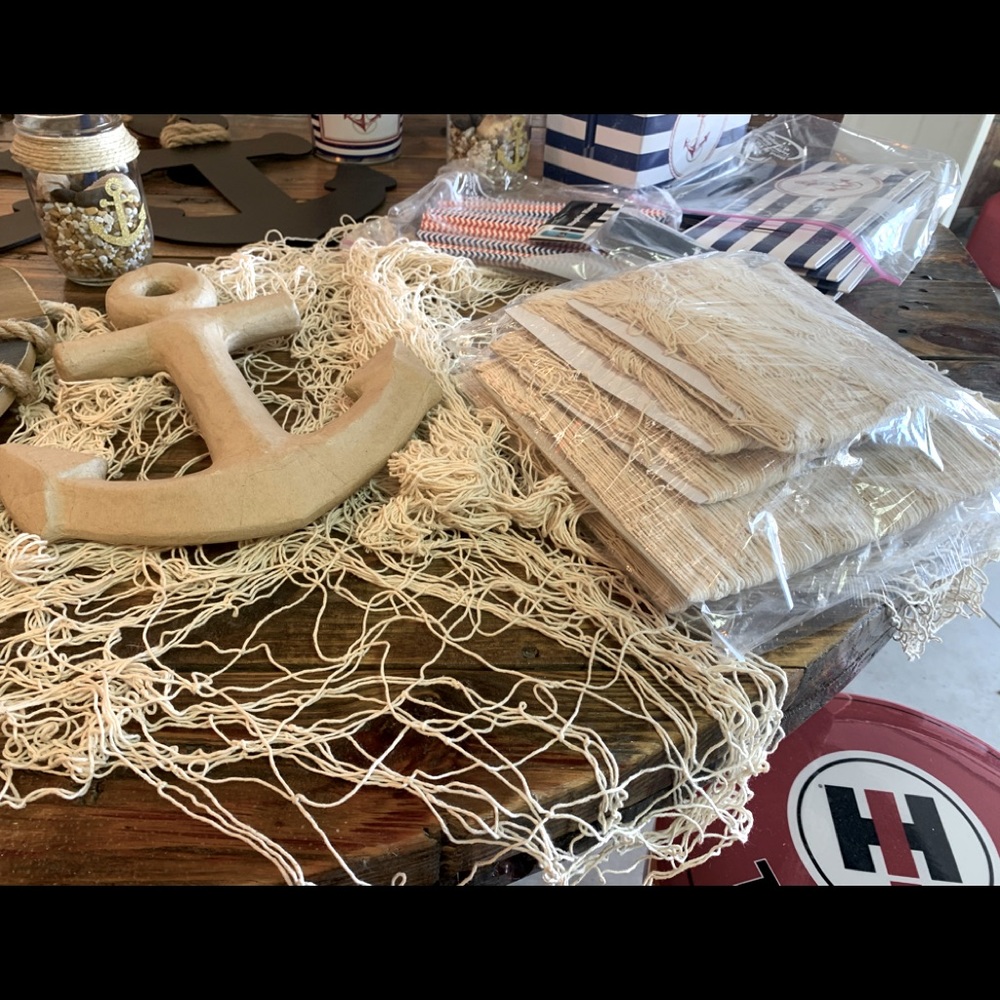 Anchor & netting decor